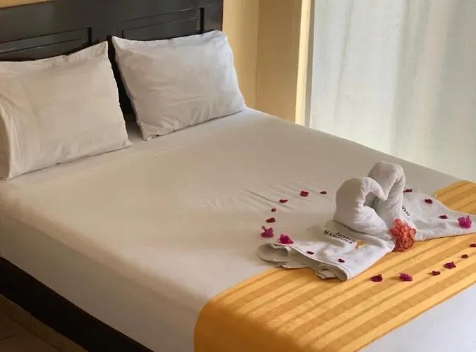 Hotel Mariposa