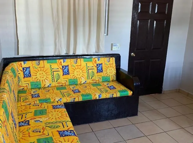Hotel Mariposa